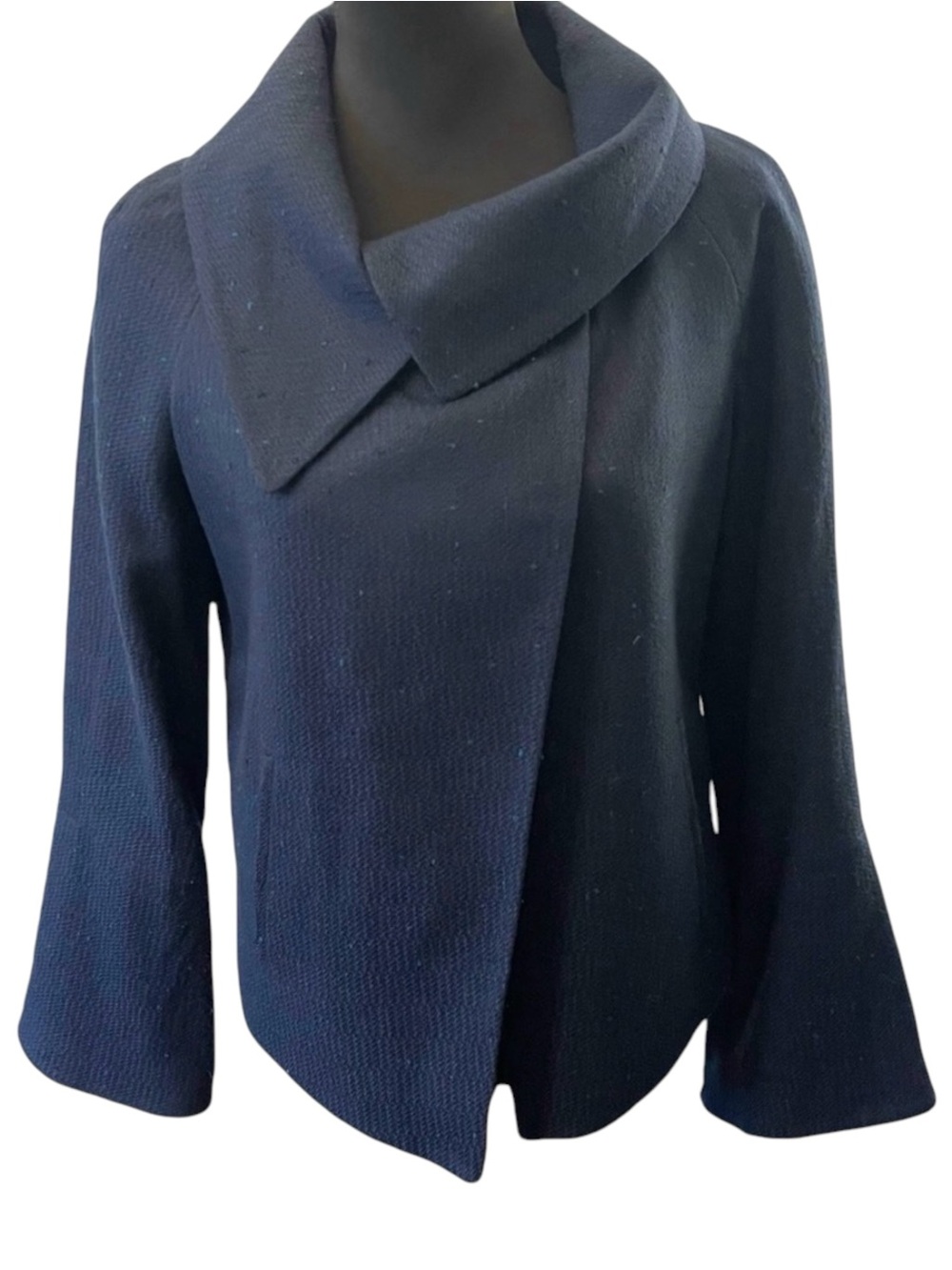 T Tahari Navy Fleck Wide Collar Asymmetrical Pleated Back Short Jacket (6)